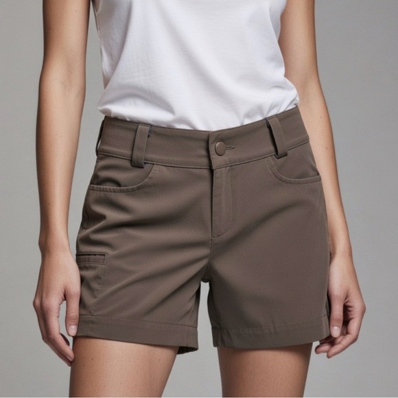 Under Armour Pants - Under armor Brown Women Shorts size 8